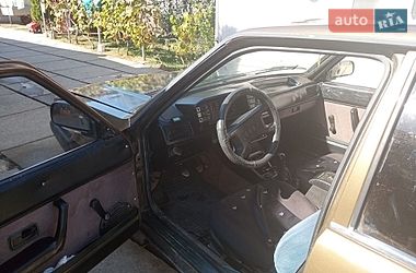 Седан Audi 80 1982 в Береговому