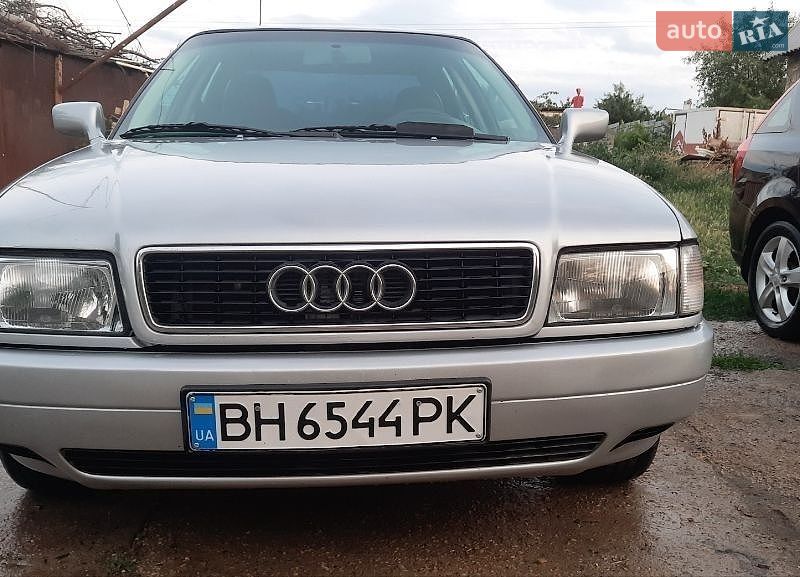 Audi 80 1988 Audi 80 1988