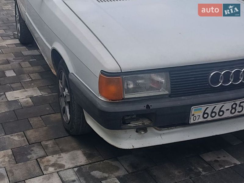 Седан Audi 80 1986 в Виноградові фото 2 Седан Audi 80 1986 в Виноградові