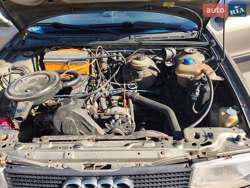 Седан Audi 80 1989 в Чернигове