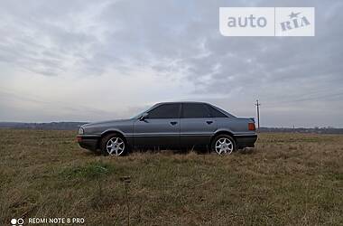 Седан Audi 90 1990 в Тульчині