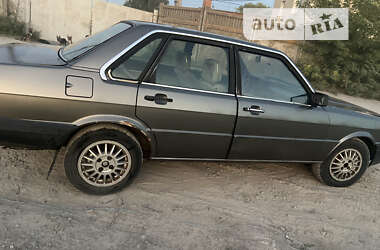 Седан Audi 90 1985 в Вінниці