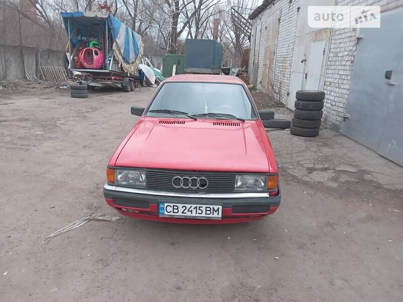 Седан Audi 90 1986 в Чернігові
