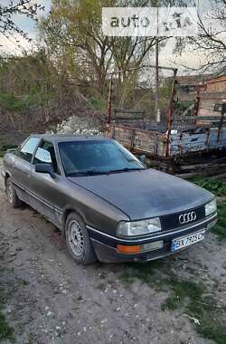 Седан Audi 90 1988 в Гусятині