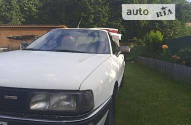 Седан Audi 90 1989 в Тлумачі