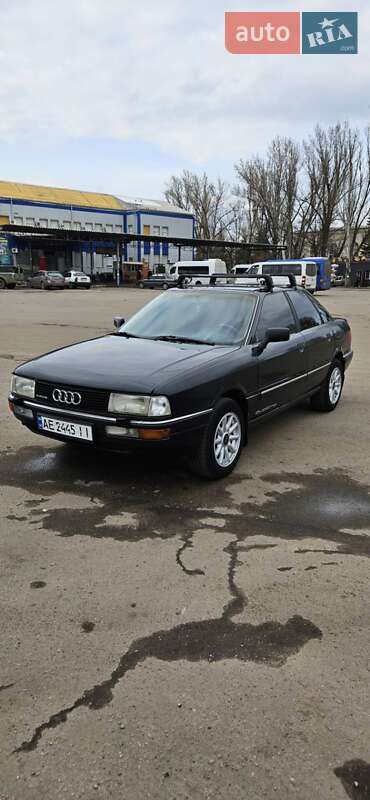 Седан Audi 90 1989 в 