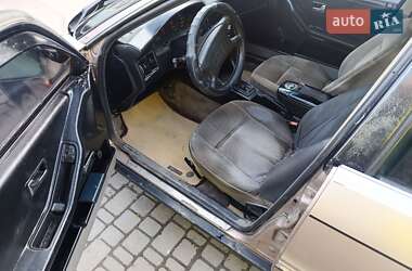 Седан Audi 90 1988 в 
