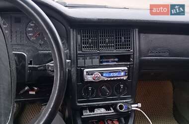 Седан Audi 90 1988 в  фото 8 Седан Audi 90 1988 в