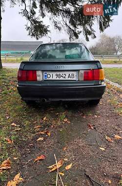 Седан Audi 90 1988 в Корце