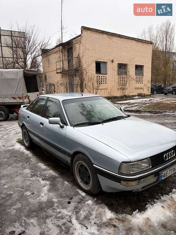 Седан Audi 90 1989 в Павлограді