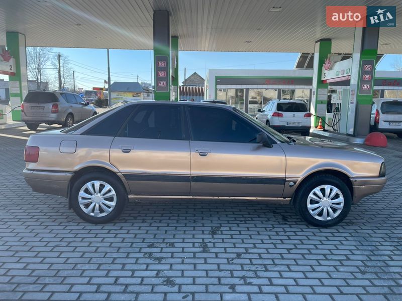 Седан Audi 90 1989 в Житомире