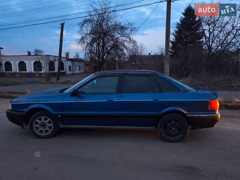 Седан Audi 90 1987 в Калуше