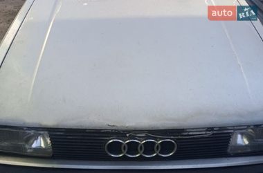 Седан Audi 90 1986 в Чернигове