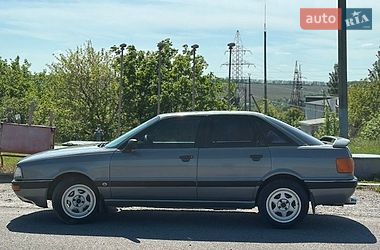 Седан Audi 90 1987 в Шаргороде