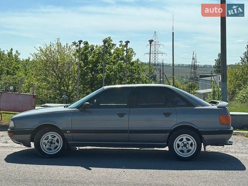 Седан Audi 90 1987 в Шаргороде