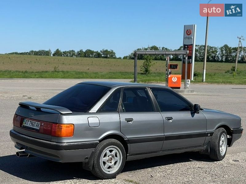 Седан Audi 90 1987 в Шаргороде