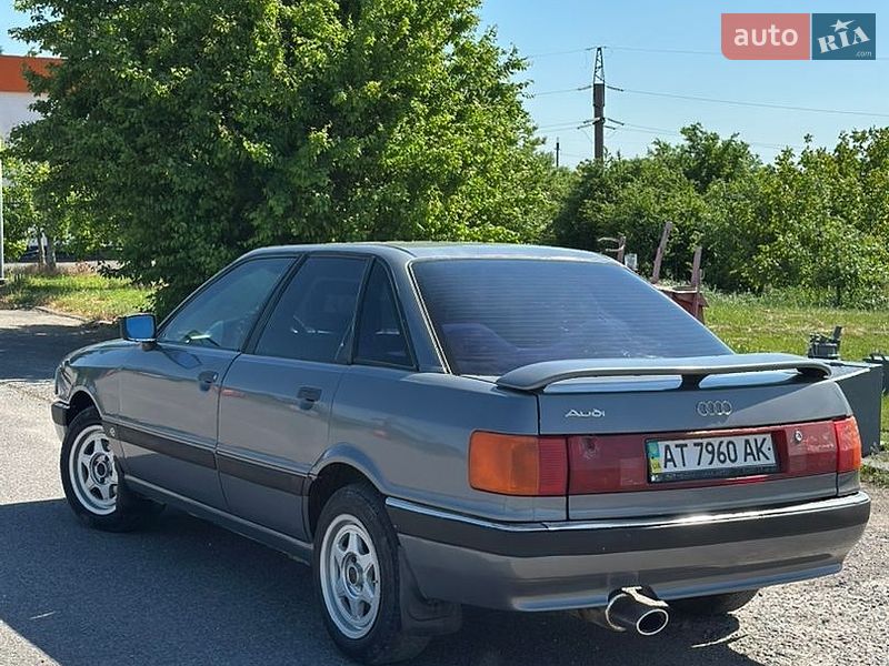 Седан Audi 90 1987 в Шаргороде