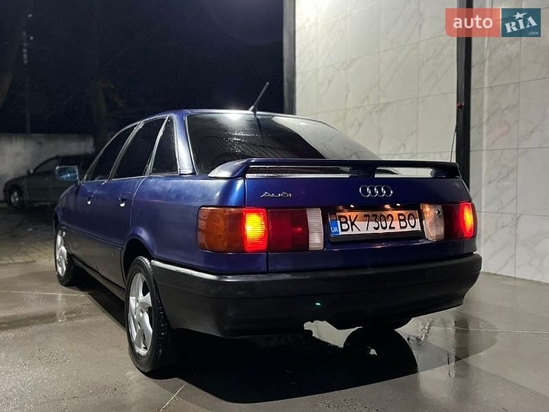 Седан Audi 90 1988 в Здолбунове