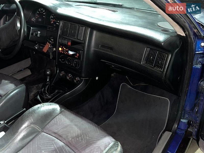 Седан Audi 90 1988 в Здолбунове