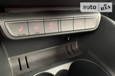Хэтчбек Audi A1 2018 в 