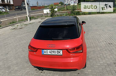 Хэтчбек Audi A1 2012 в Мукачево