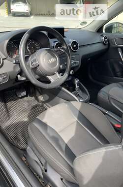 Хэтчбек Audi A1 2015 в Киеве