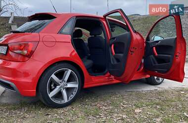 Хэтчбек Audi A1 2014 в 