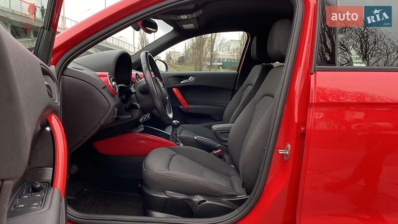 Хэтчбек Audi A1 2014 в Киеве фото 44 Хэтчбек Audi A1 2014 в Киеве