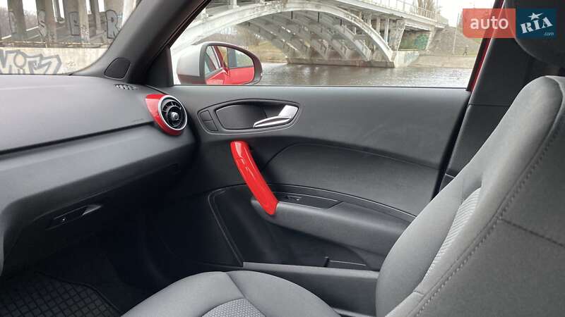 Хэтчбек Audi A1 2014 в Киеве фото 61 Хэтчбек Audi A1 2014 в Киеве
