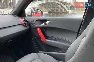 Хэтчбек Audi A1 2014 в 