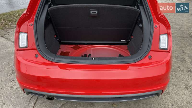 Хэтчбек Audi A1 2014 в Киеве фото 97 Хэтчбек Audi A1 2014 в Киеве