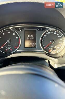 Хетчбек Audi A1 2011 в 