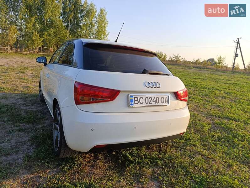 Хэтчбек Audi A1 2011 в Сокале