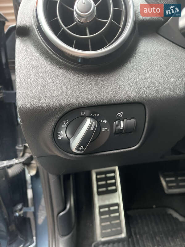 Хэтчбек Audi A1 2015 в Одессе