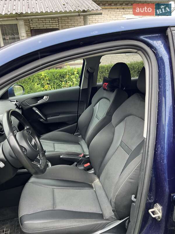 Хэтчбек Audi A1 2012 в Камне-Каширском