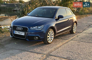 Хэтчбек Audi A1 2010 в Одессе