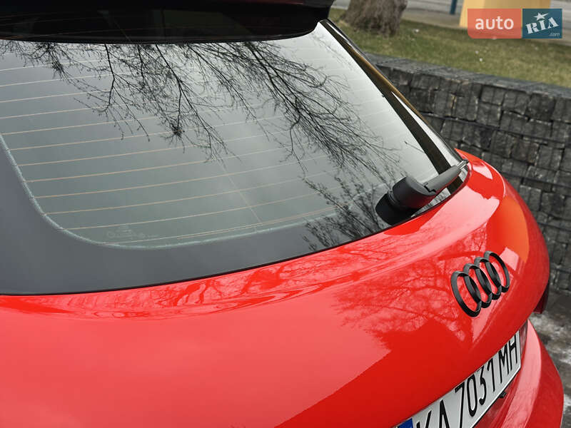 Хетчбек Audi A1 2012 в Києві