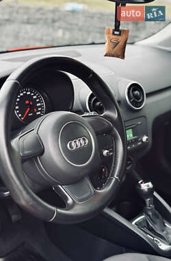 Хетчбек Audi A1 2012 в 