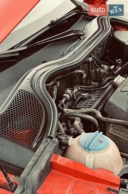 Хетчбек Audi A1 2012 в 