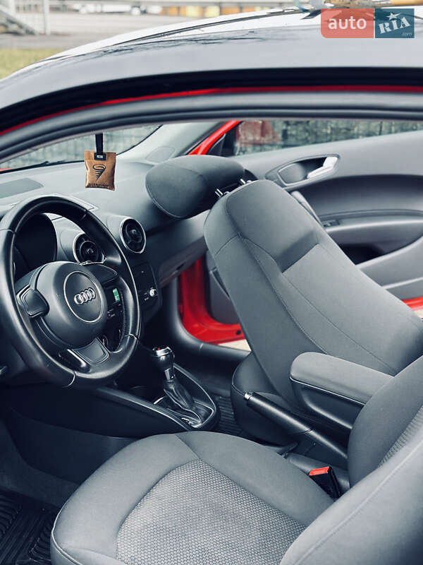 Хетчбек Audi A1 2012 в Києві