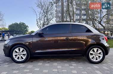 Хэтчбек Audi A1 2011 в 