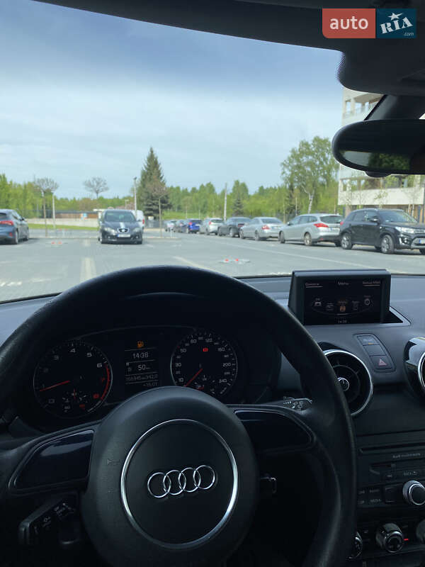 Хэтчбек Audi A1 2010 в Львове