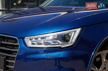 Хетчбек Audi A1 2015 в 