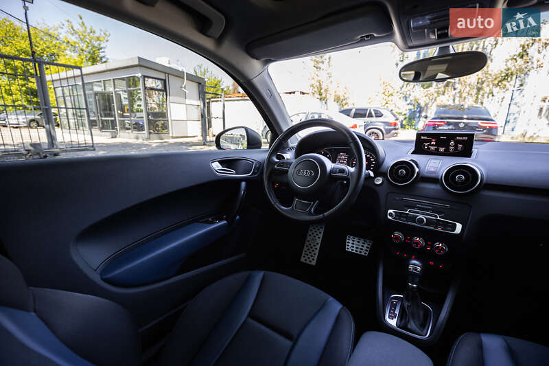 Хэтчбек Audi A1 2015 в Киеве