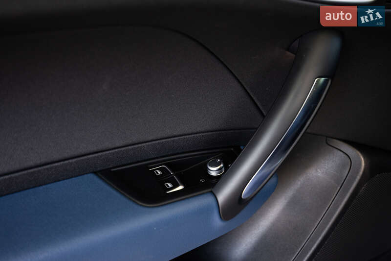 Хэтчбек Audi A1 2015 в Киеве