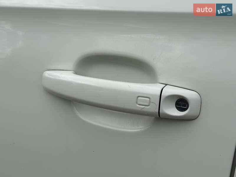 Хетчбек Audi A1 2013 в Шептицькому