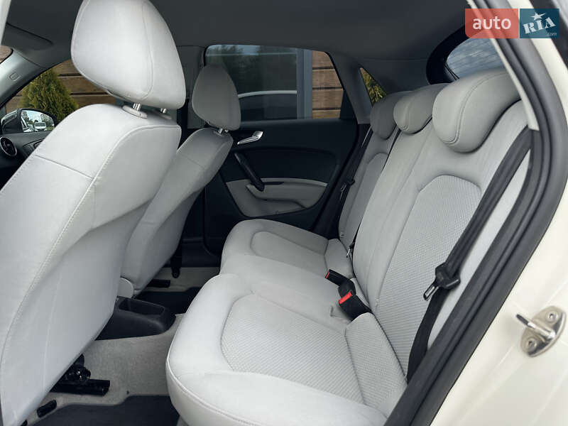 Хетчбек Audi A1 2013 в Шептицькому
