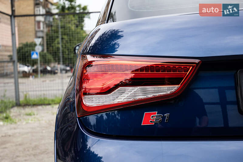 Хэтчбек Audi A1 2015 в Киеве