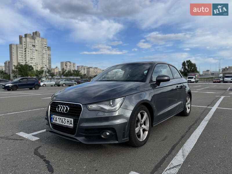 Audi A1 2011