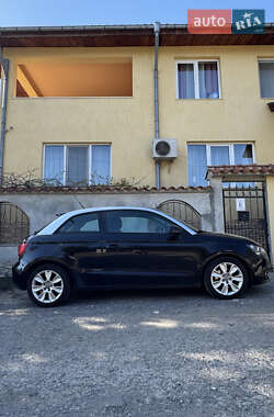 Хэтчбек Audi A1 2011 в Киеве